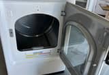 Samsung 7.4cf dryer with steam