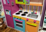 kids play kitchen