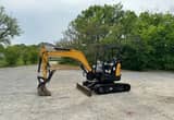 24hp Excavator With Hydraulic Thumb