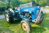 Ford 2000 Tractor
