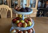 3 tier round wood display caddy
