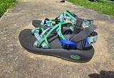 womens size 7 chacos