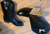 Mens Gore-Tex Boots Size 10M USA