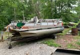 1997 playbouy pontoon