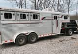 4 Star 3H horse trailer with weekender