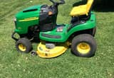 John Deere riding mower