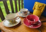 tea cups and saucers