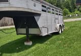 16 ft horse trailer
