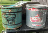 Metal minnow buckets