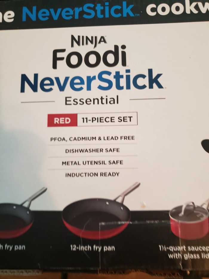 Ninja Foodi NeverStick Essential 11-Piece Cookware Set, Red