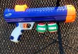 Nerf dog tennis ball gun with 2 balls