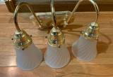 3 light vanity light. See pic