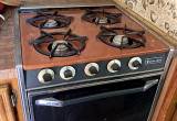 2 LP camper stoves with ovens working