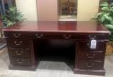 NDI DMI Keswick Executive Desk