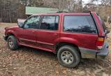 1999 Ford Explorer 4 Dr Limited SUV