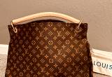 Louis Vuitton Shoulder Bag