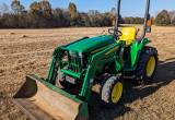 John Deere 3032E tractor with loader