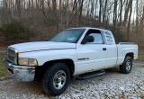 1999 Dodge RAM 1500 ST Club Cab RWD