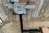 Trailer Hitch Vise