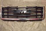 07-13 GMC Sierra Grille