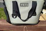 Yeti Hopper Two 20 Cooler