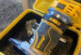 20V MAX* XR® Brushless Cordless Router