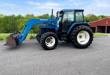 New Holland TS110 4 Wheel Drive Tractor